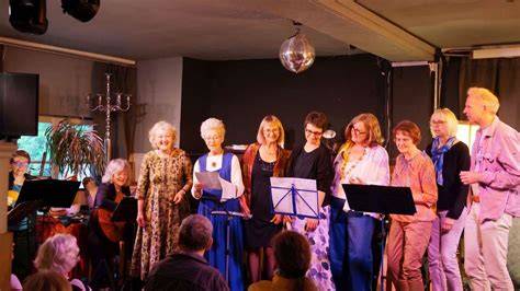 KULTurlabor im Café mit Konzert und Lesungsangebot