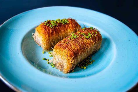 Kadayif im Ofen goldbraun gebacken