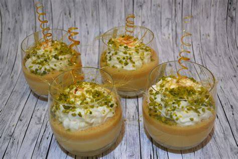 Kaffee-Karamell Mousse mit Zuckerfäden