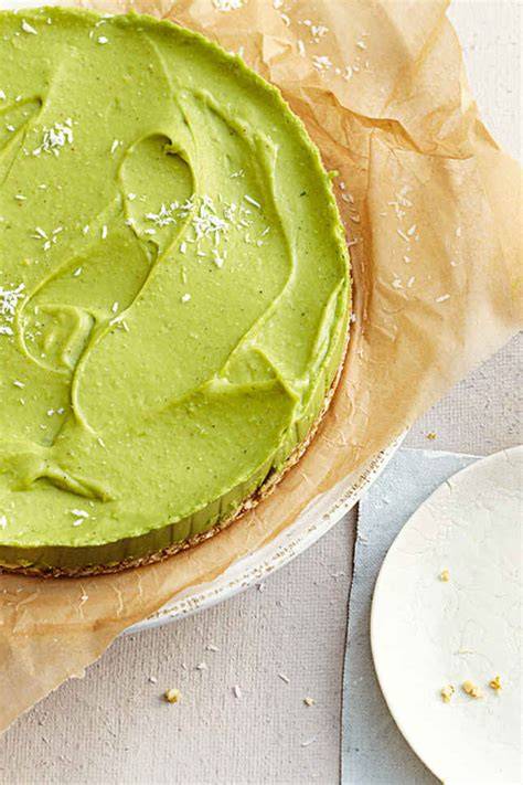 Kaffeetafel mit veganen Torten ohne Gelatine für verschiedene Anlässe
