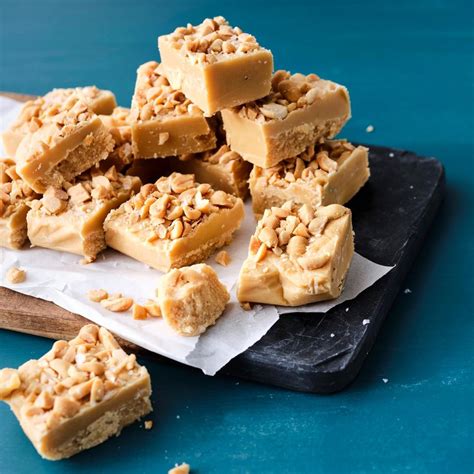 Karamellherstellung mit Erdnüssen