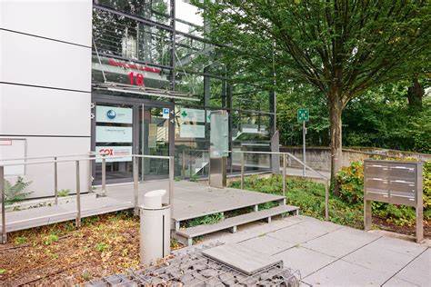 Karl-Zucker-Straße 10 Erlangen - Straßenansicht / Gebäude