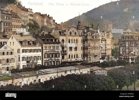 Karlovy Vary - historische Ansicht und Oblatenverkauf