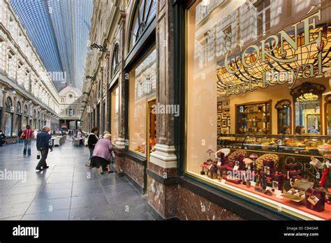 Karte: Belgien - Brüssel, Galerie de la Reine, kultureller Kontext der Pralinen