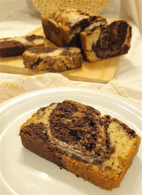Keksdekor mit zweifarbiger Schokolade