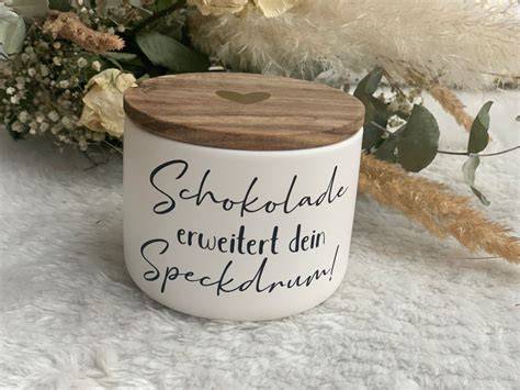 Kekse in einer hübschen Dose für die Aufbewahrung