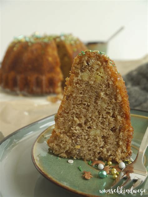 Keksrestekuchen in Gugelhupfform