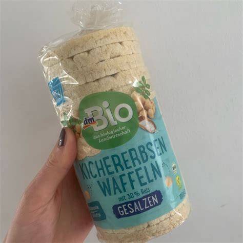 Kichererbsen-Waffeln mit herzhaftem Belag
