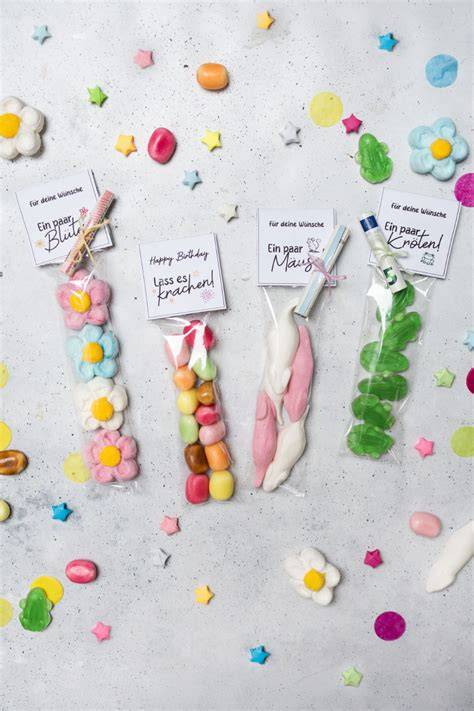 Kinderfreundliche Dessertvariante mit Süßigkeiten