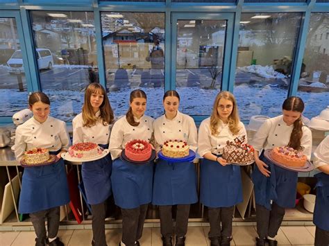 Kindergeburtstag und Teamevent beim Tortenbacken in der Akademie