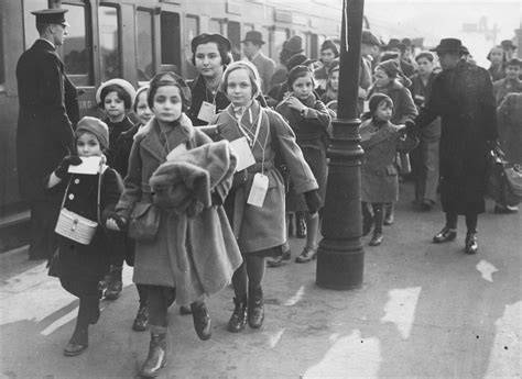 Kindertransport nach England, Ankunft und Unterbringung in Gastfamilien