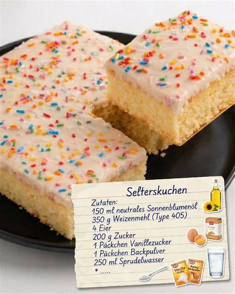 Kindheitserinnerung: Selterskuchen auf einer gedeckten Kaffeetafel