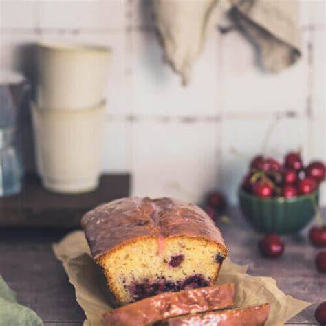 Kirsch-Kefir-Kuchen in Kastenform