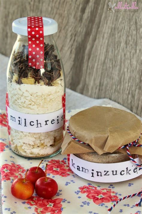 Kirschmarmelade als Geschenk aus der Küche
