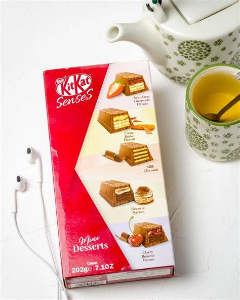 KitKat Senses Mini Desserts - Verpackung und Sortenübersicht