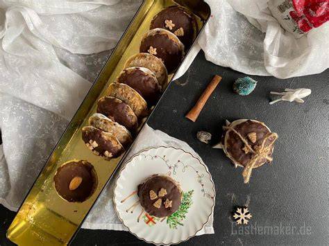 Klassische Lebkuchenvielfalt: Printen, Herzen, Oblatenlebkuchen