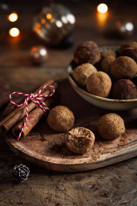 Klassische Pralinen und Lebkuchenkreationen aus dem Sortiment von Schmidt