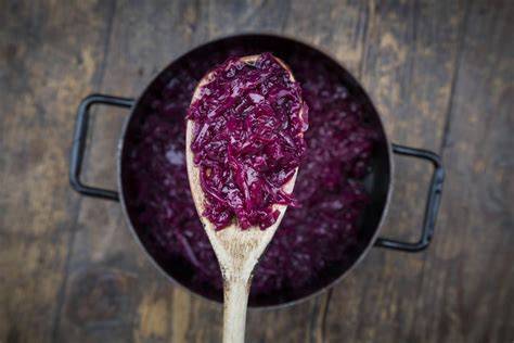 Klassische und ausgefallene Gewürze für Rotkohl