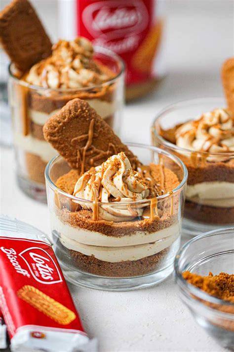 Kleine Auswahl: Tiramisu, Giotto-Creme und Lotus-Cheesecake im Glas