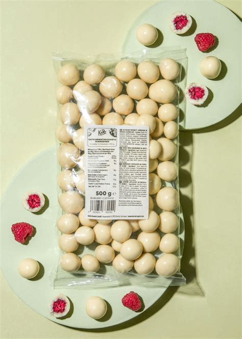 KoRo gefriergetrocknete Himbeeren in weißer Schokolade - Produktfoto
