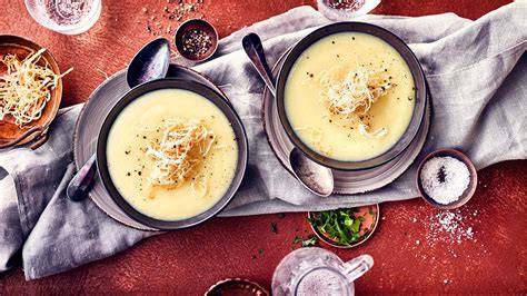 Kochschritte: Vom Schälen zur cremigen Suppe