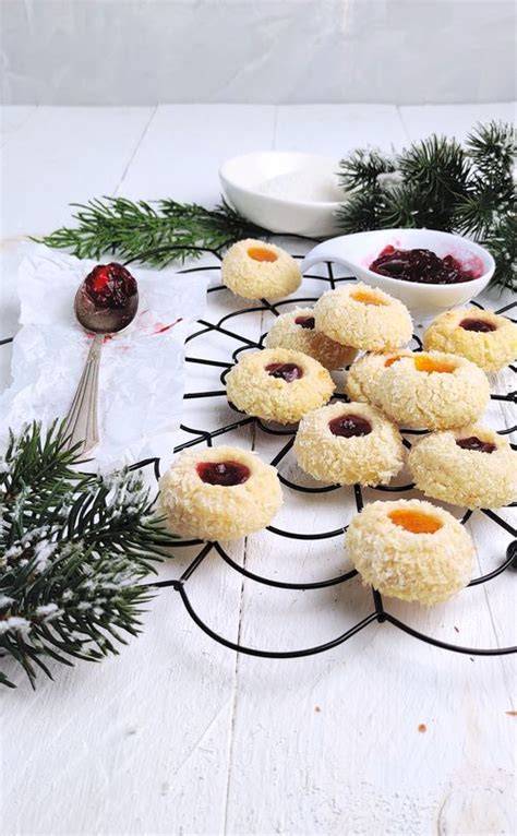 Kokos‑Engelsaugen mit Himbeer‑Marmelade