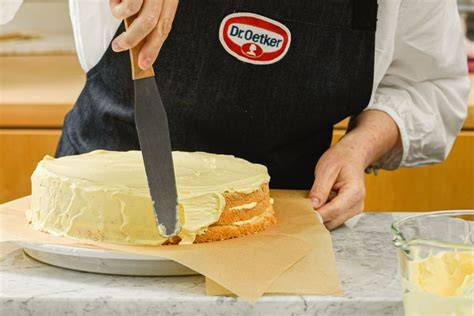 Kollektion verschiedener Torten aus der Dr. Oetker Versuchsküche