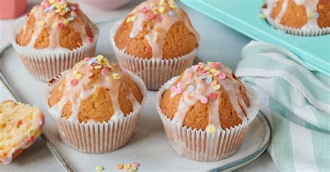 Konfetti-Muffins auf einem Kindergeburtstag