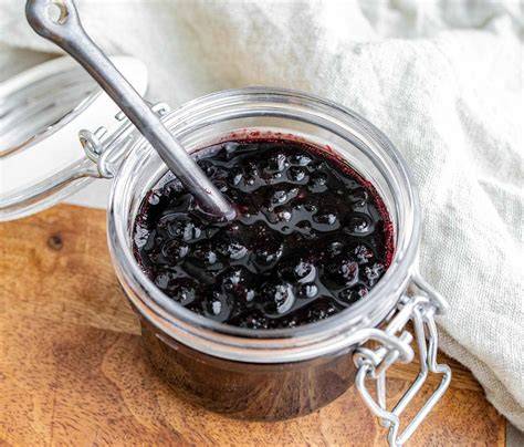 Krapfen-Varietätenteller: Marmelade- & Mohnkrapfen