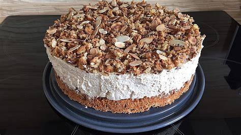 Kreative Deko-Ideen: Schnelle Verzierung einer Torte mit wenigen Zutaten