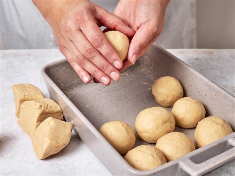 Kreative Formen für Milchbrötchen