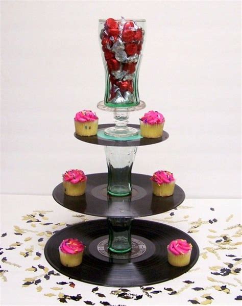 Kreative Schallplatten-Ideen: DIY-Schalen, Cupcakes und Tischdeko