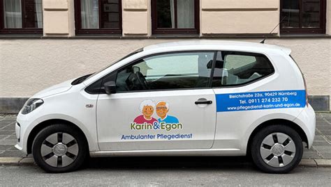 Kreative Tortenanpassung und Personalisierung nach Kundenwunsch