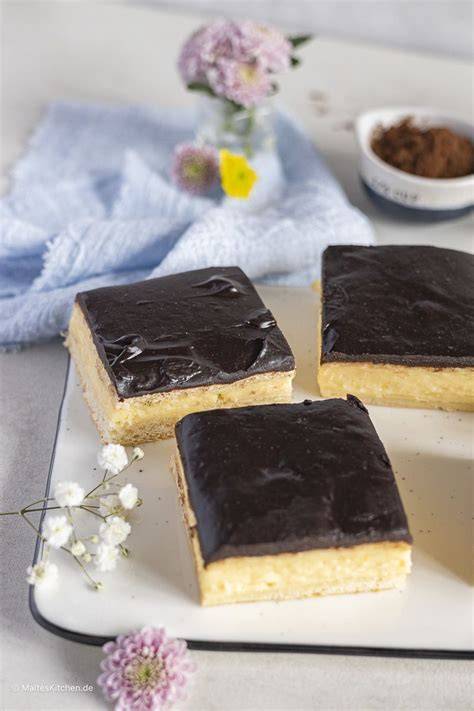 Kuchen-Schnittmuster DDR-Schokokuchen mit Pudding und Glasur