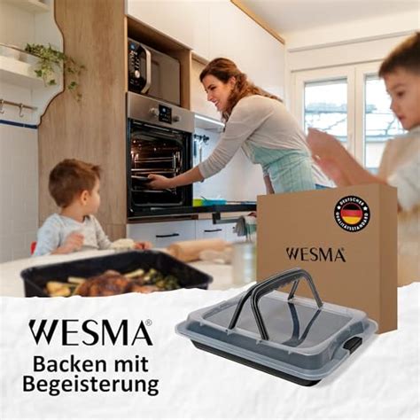 Kuchentransport im Büro mit Backform und Tupperdose