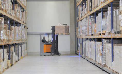 Lagerung und Versand von Tiefkühltorten in Tiefkühlbox