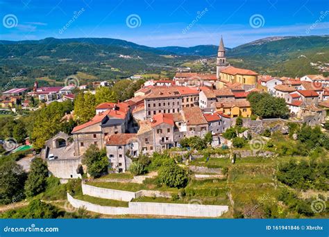 Landschaft um Buzet, Trüffelregion Istrien, Kroatien, Motovun-Wald