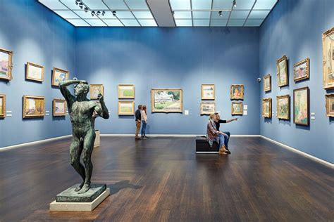 Langzeitfotografie eines verfallenden Schokoladenobjekts im Museum