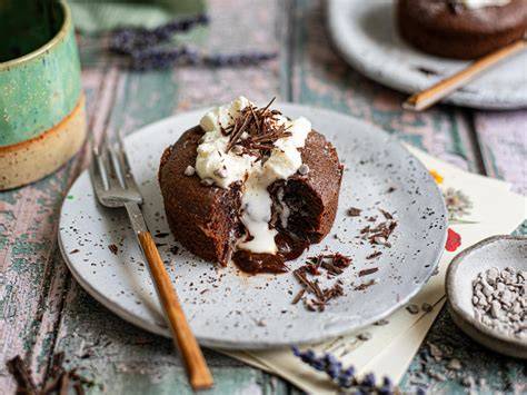 Lava Cake mit flüssigem Schokoladenkern aus dem Airfryer