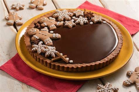 Lebkuchen Torte mit weihnachtlichen Gewürzen dekoriert