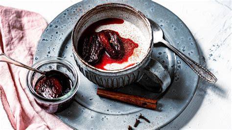 Lebkuchen mit Zimt und Pflaumen: Serviervorschlag