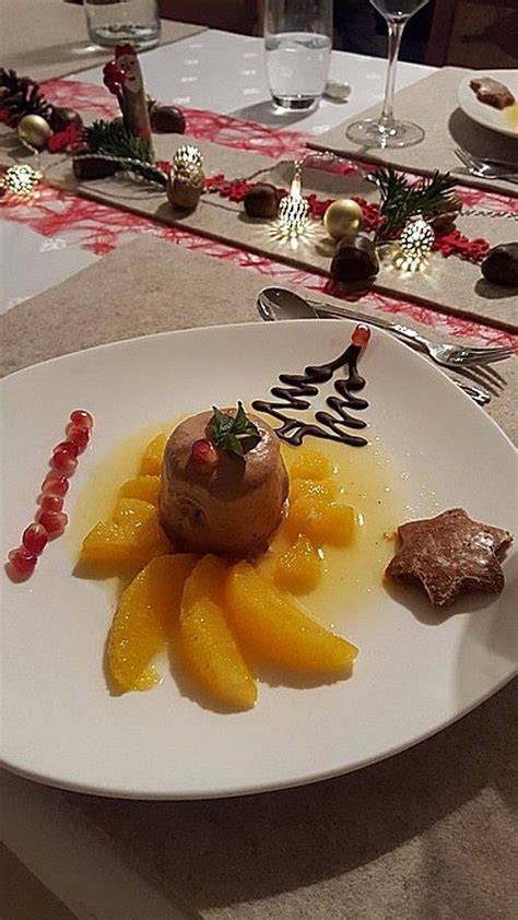 Lebkuchen-Parfait mit Gewürzorangen