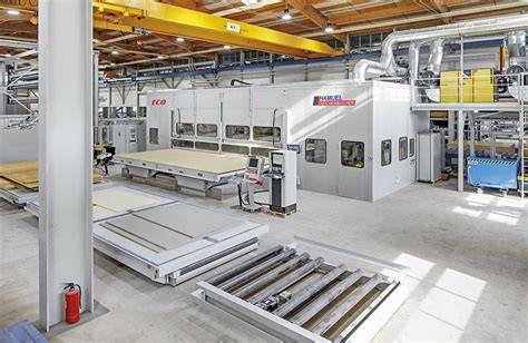 Lebkuchen-Produktion: Blick auf industrielle Fertigung