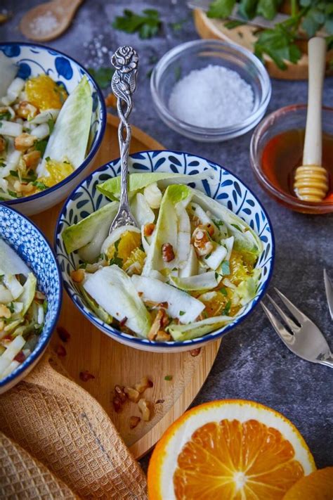 Lebkuchendose mit Orangen‑ und Mandarinenstücken zur Aufbewahrung