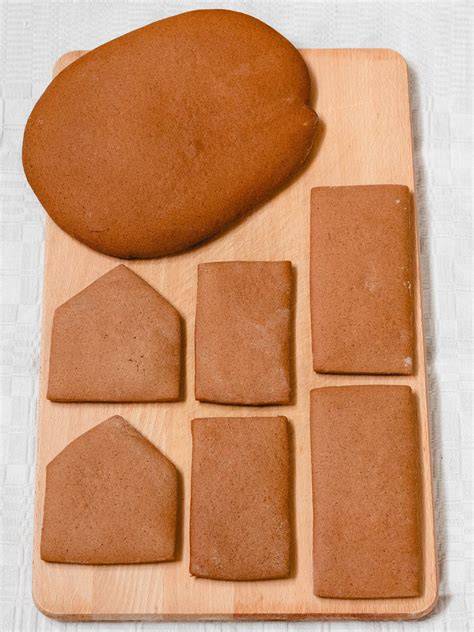 Lebkuchenhaus Formen und Teigzuschnitt