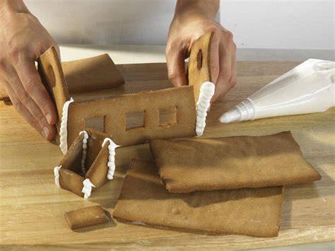 Lebkuchenhaus zusammenkleben und stabilisieren