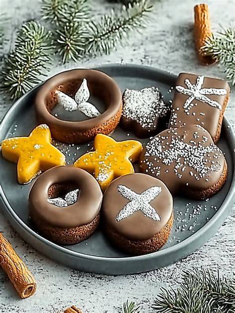 Lebkuchenherzen und Sterne in Silikonformen