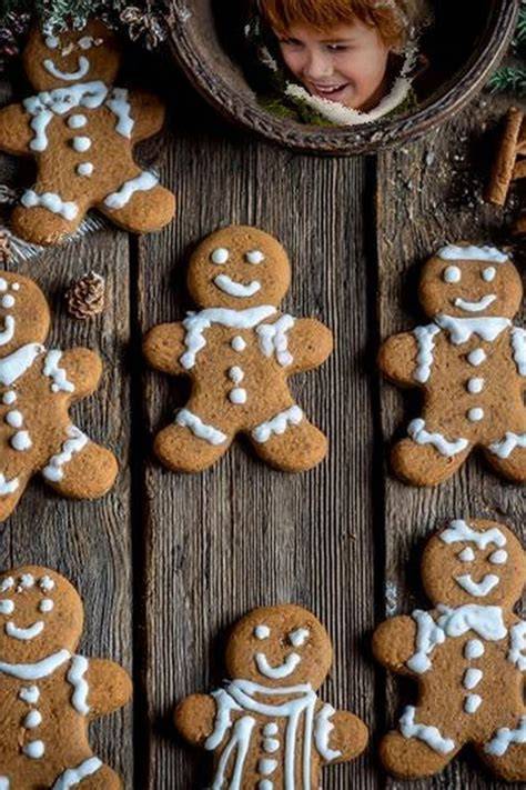Lebkuchenmann wird gefüllt, Detailaufnahme
