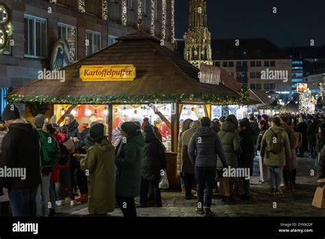 Lebkuchenverkauf in einer traditionellen Nürnberger Manufaktur