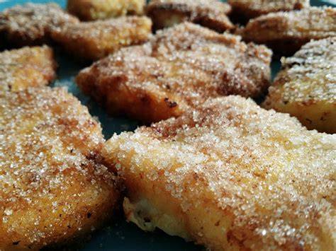 Leche Frita - frittierte Milchstücke mit Zimtzucker